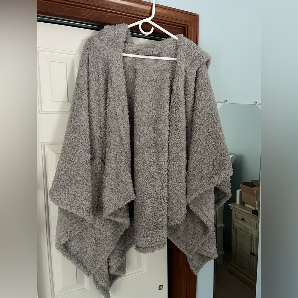 BumbleBella Gray Fuzzy House Jacket. One Size